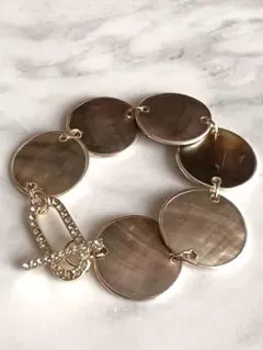 B92 シェルブレスレット