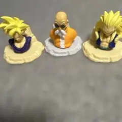 ドラゴンボールZ 劇場版・鳥山明モデル！超進化ストラップ悟空