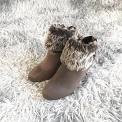 Feminine Cafe【23.0cm】ファー付 ショートブーツ 茶