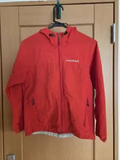 mont-bell フード付きレッドジャケット　モンベル　140