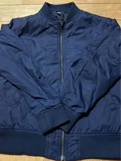 ユニクロ140サイズ　MA1週末のみお値下げします