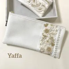 インド刺繍リボン×合皮　通帳ポーチ　お薬手帳ケース　マルチポーチ　お財布ポーチ