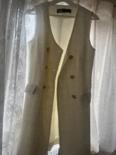 ZARA アイボリー ツイード風ベスト