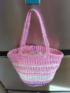 Item thumbnail for item 1a576112-4a05-4e37-815b-11dffc0b425d