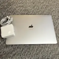 Apple MacBook Pro 13inch 2017 A1708のサムネイル