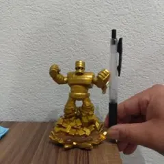 ゲームキャラクター ゴールドマンフィギュア