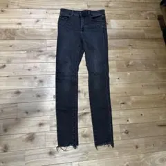 Item thumbnail for item 683a15cd-a8fd-43e8-8a0e-0886f2a23315