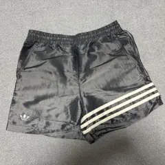 adidas 3本ライン ショートパンツ S グレー