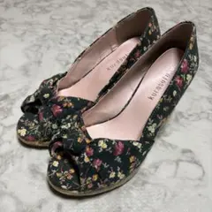 ウェッジ パンプス