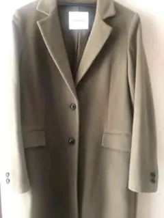 アダムエロペのチェスターコート