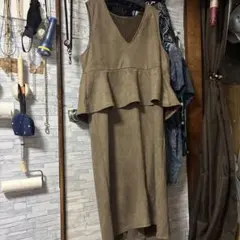 しまむら×hina styleコラボ　即完売ペプラムワンピース