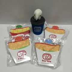 ドムドムハンバーガー　タオル/カップ型ポーチ　5点セット
