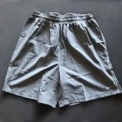 Nike 未使用品　ランニング　グレー ショートパンツ