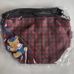 新品未開封 familiar 舟形ポシェット　赤チェックのサムネイル