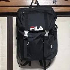 FILAのフラップリュック　黒　20リットル　ユーズドのサムネイル