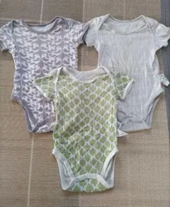 ユニクロ ベビー肌着 80サイズ 3点セット　ロンパース