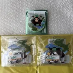 鬼滅の刃　TOGO 京都　竈門炭治郎　アクリルスタンド　缶バッジ