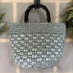 スズランテープ　ハンドメイド　シルバー編み込みトートバッグ　バンブーハンドル