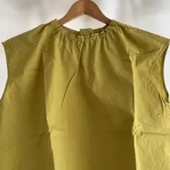 アーバンリサーチ　ノースリーブブラウス