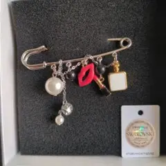 ブローチ(スワロフスキー)