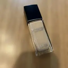 Dior スキンフォーエヴァーフルイドグロウ 1N ファンデーションのサムネイル