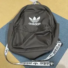 adidas リュック