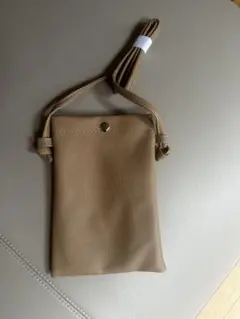 スマホショルダー　ベージュ ポシェット