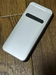 シルバー折りたたみ式携帯電話本体