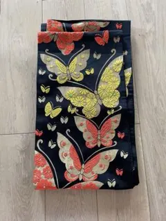 梨*子様 未使用品　美品　蝶と花の刺繍 帯　アンティーク