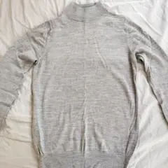 無印ハイネックセーターグレー