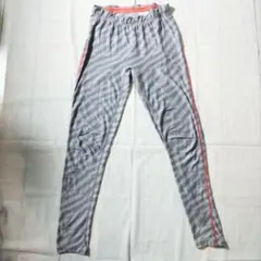 【ナイキNIKE】ゼブラ風　グレー✕オレンジスポーツレギンス