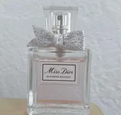 ミス ディオール ブルーミング ブーケ 30mL
