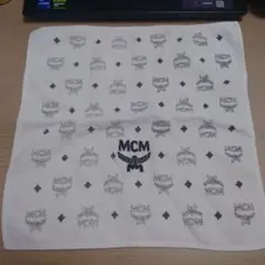 MCM タオルハンカチ ハンドタオルのサムネイル