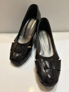 Hills Avenue（ヒルズアベニュー）ウェッジソール パンプス 黒