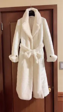 Duffy X ホワイトロングコート フェイクファー キルティング