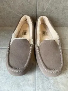 UGG アンスレー