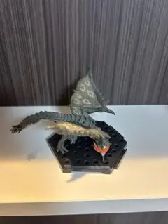 モンハン フィギュア  スタンダードモデル リオレイア