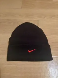 NIKE ニット帽 ビーニー ブラックのサムネイル