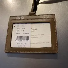 新品未使用品　ネックストラップ付きレザー パスケース　社員証　ICカードホルダー