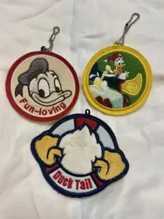 ワッペンバッジ　ドナルド　刺繍ワッペン　ディズニー　ワッペンバッチのサムネイル
