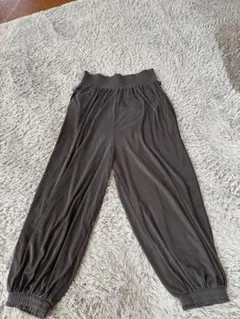 アーサナ　ヨギーニ　パンツ&トップスのサムネイル