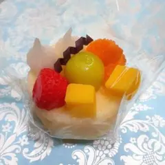 新品】捏捏 スクイーズ ／フルーツMIXケーキ／海外スクイーズ - メルカリ