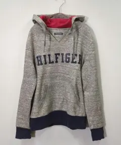 TOMMY HILFIGER✨️トミーヒルフィガー　前面ロゴ スウェットパーカー