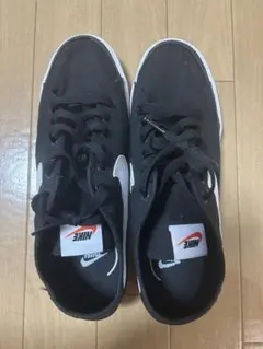 NIKE ナイキ コートレガシーキャンバス　ナイキスニーカー ブラック