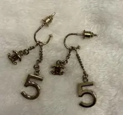 CHANEL ピアス No.5 ココマーク 両耳 ゴールド ヴィンテージのサムネイル