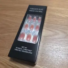 【匿名配送】FINGER SUIT PRESS-ON NAIL 40個入り