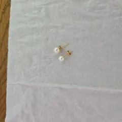 パール付きスタッドピアス ゴールド