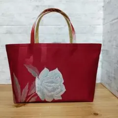 帯リメイク少し大きめバッグ　一輪の花　ボルドー ややシワ残りあり