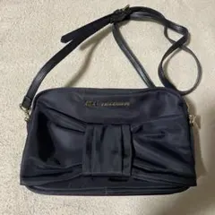 JILLbyJILLSTUART リボン付きブラックナイロンショルダーバッグ