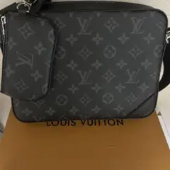 LOUIS VUITTON ショルダーバッグ ブラック頂き物